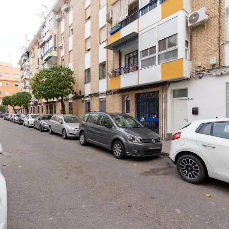 Lj Triana Amplio Nomadas Digital Apartment Seville
