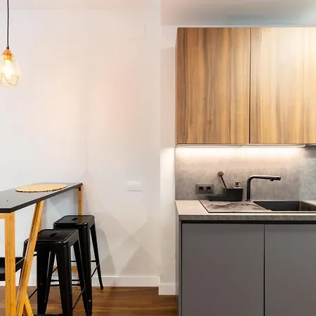 Lj Triana Amplio Nomadas Digital Apartment Seville