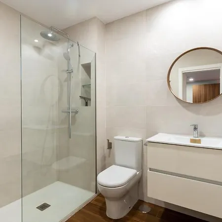 Lj Triana Amplio Nomadas Digital Apartment Seville