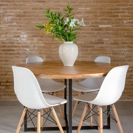 Triana Boutique By Hommyhome *