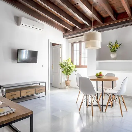 Triana Boutique By Hommyhome Apartment Seville