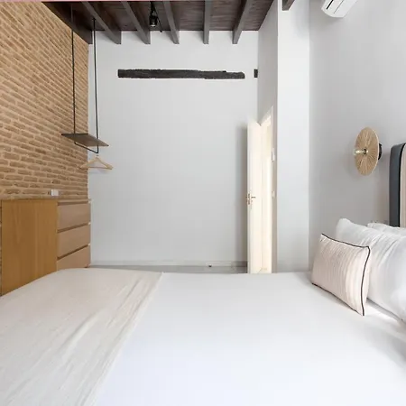Triana Boutique By Hommyhome
