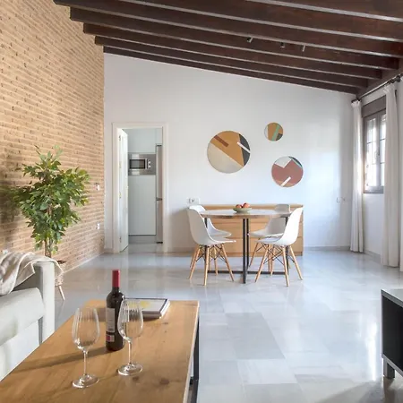 Triana Boutique By Hommyhome *