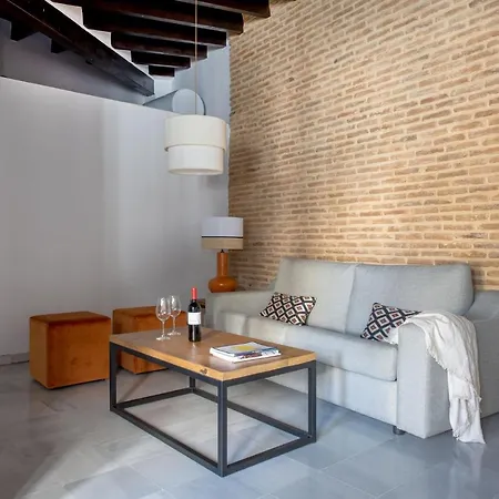 Triana Boutique By Hommyhome *
