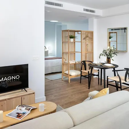 Magno Feria 132 * 세비야