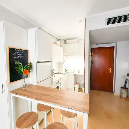 Apartment Torre Triana, Parking Free Gratis!