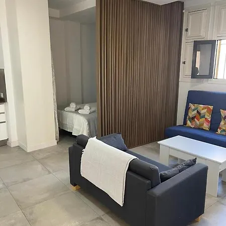 180 Home. Rincon De Triana Apartment Seville