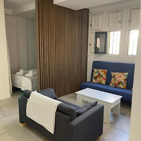 Apartment 180 Home. Rincon De Triana