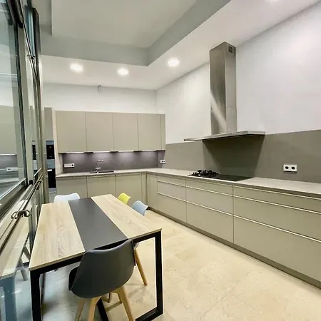 Ferienhaus Fdez Amazing House By Cathedral And Giralda With Private Pool