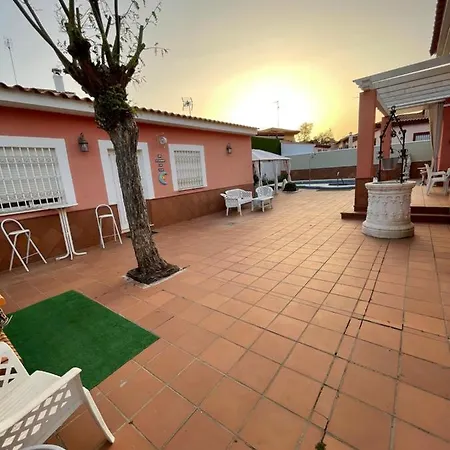 Semesterbostad Triana