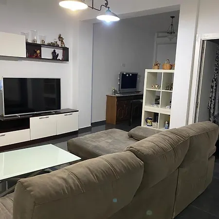 Casa Reformada Con Terraza/wifi/aire Acondicionado Holiday home *