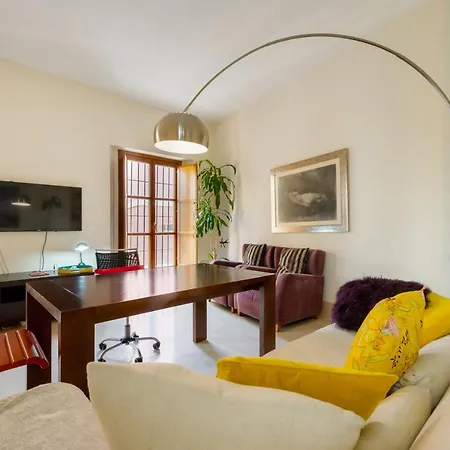 Large And Practic - 3bd 2bth- Arenal Seville