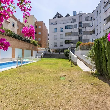 Sapphire Luxury - Parking Gratis Seville