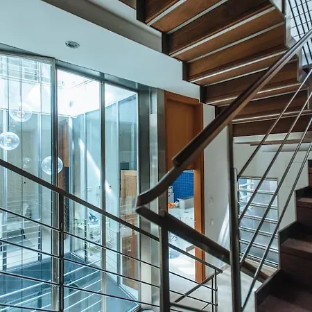 펜션 Rabadan Brand New Amazing House With Terrace Parking *