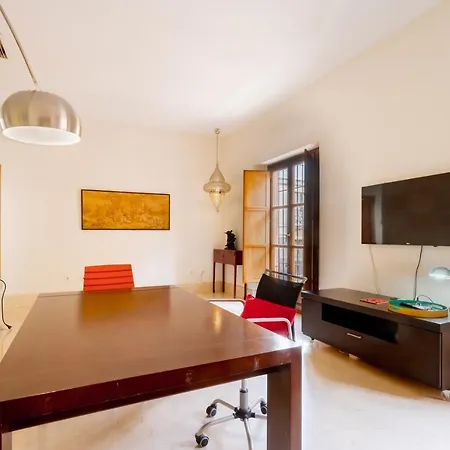 Large And Practic - 3bd 2bth- Arenal Seville