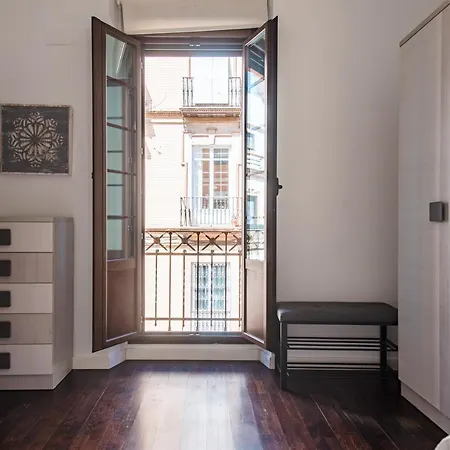 Apartment Puerta Real - Free Parking *