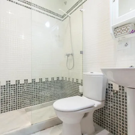 Apartment En El Corazon De Triana, *