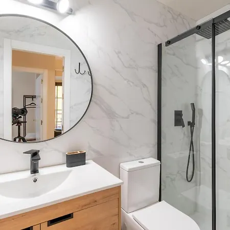 Precioso Y Moderno Apartamento En Centro De * Seville
