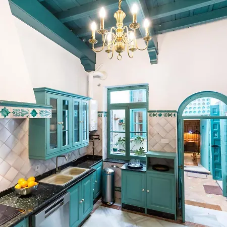 Holiday home Meson De Caballeros Seville