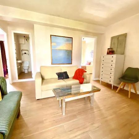 Junto Al Casco Antiguo Con Terraza Apartment Seville