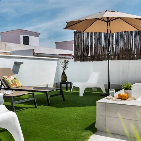 Apartment Lola 14 *