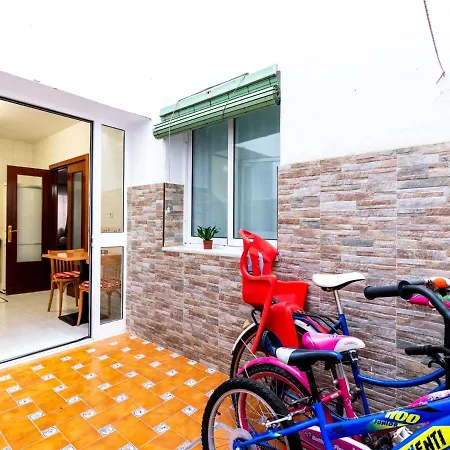 Holi-rent Antillano Campos *