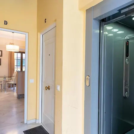 Precioso Y Moderno Apartamento En Centro De * Seville