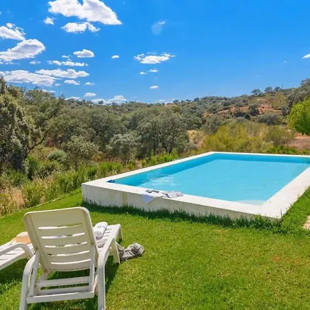 Holiday home Finca Rural Gorriones El Castillo De Guardas By Ruralidays *