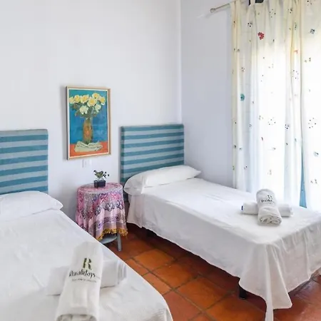 Finca Rural Gorriones El Castillo De Guardas By Ruralidays Holiday home Seville