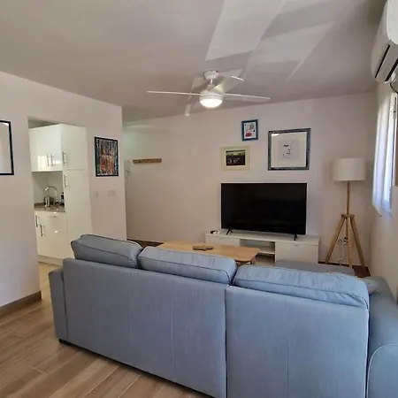 Moderno Zona Nervion. Wifi/ac Apartamento