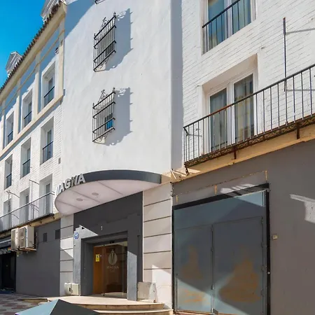Magna Aparthotel Sevilla