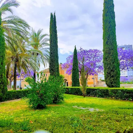 Plaza De San Bernardo 4 * Seville