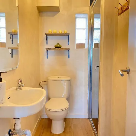 Apartamento Junto Al Casco Antiguo Con Terraza