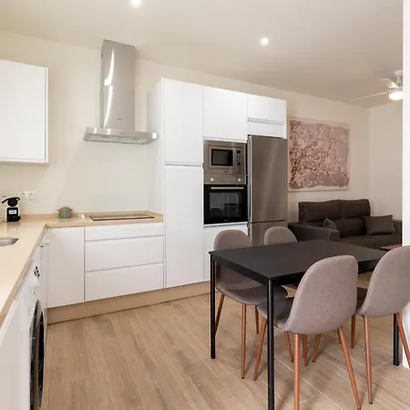 Apartamento Cervantes 17 *