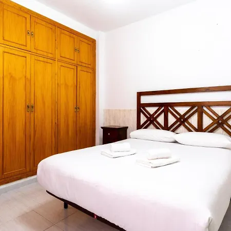 Holi-rent Antillano Campos Apartment *