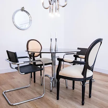 Doctor Eusebio Leon Apartment