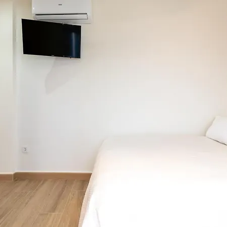 Apartamento Cervantes 17 *