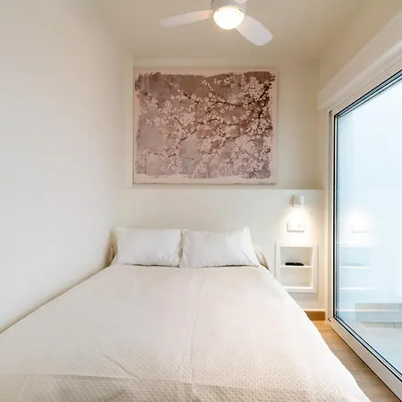 Apartamento Cervantes 17 *