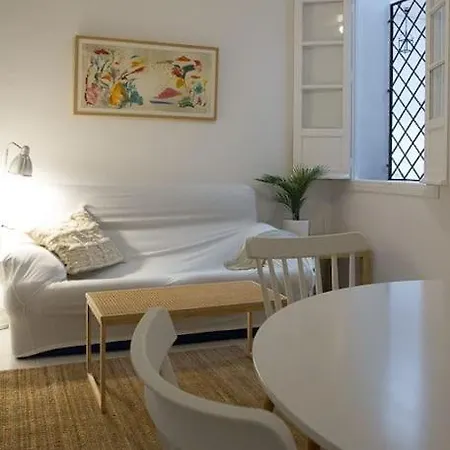 Apartment Cozy In A Typical Sevillian Patio House