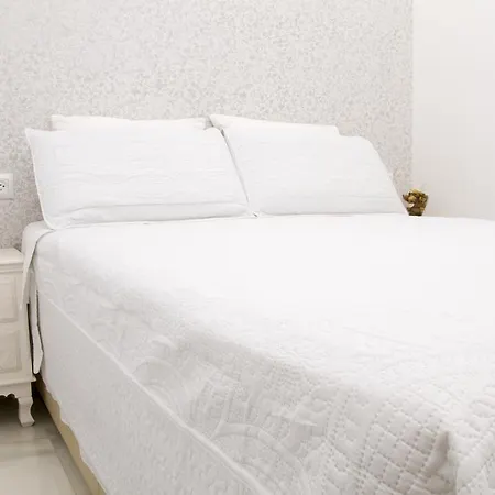 Apartment Macarena *