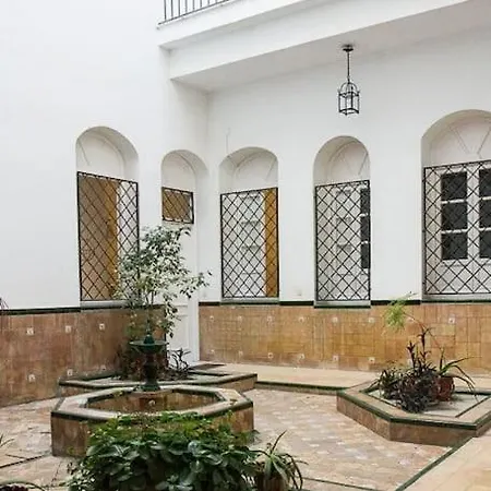Cozy In A Typical Sevillian Patio House Apartment *