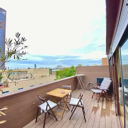 Apartment Atico Triplex En Pleno Triana *