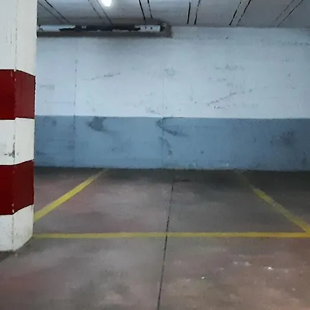 Apartment Torre Triana, Parking Free Gratis!