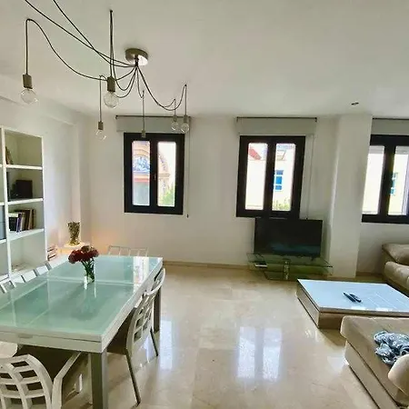 Apartment Atico Triplex En Pleno Triana Seville