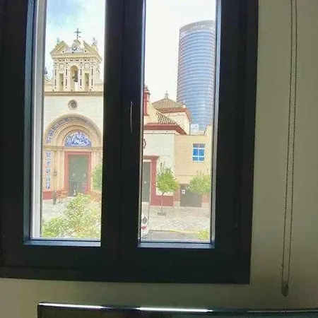 Atico Triplex En Pleno Triana Seville