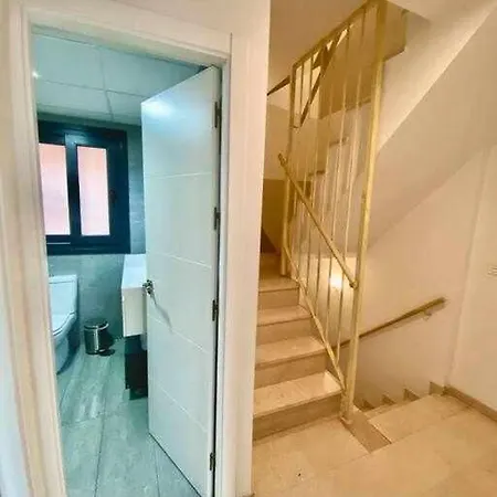 Atico Triplex En Pleno Triana * Seville
