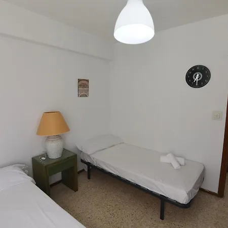 Apartment Rentalsevilla Apartamento Luminoso Con 3 Seville
