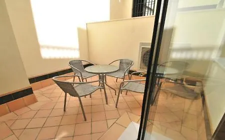 Living Centro Maestranza Daire
