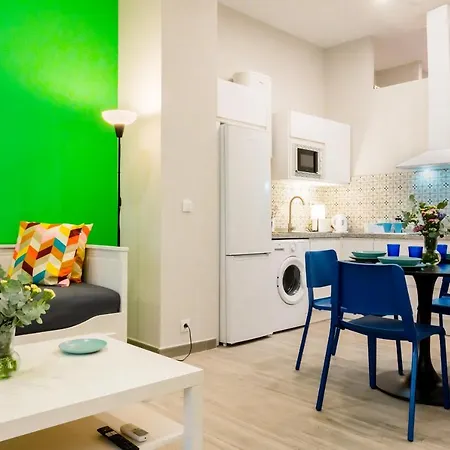 Apartment Gourmeet House *