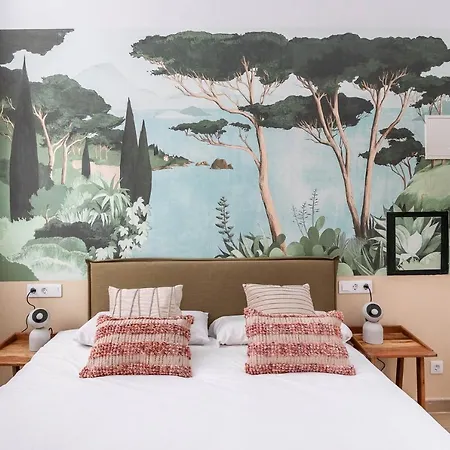Apartment Pop Art Historia De Conde Negro Con Patio Privado